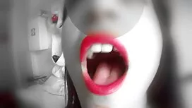 Em gái xem phímec củ ...
