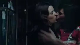 Vâng, nhưng với tình ...