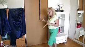 Mẹ tôi hút của con t ...